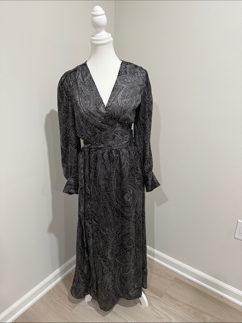 Zara Black Paisley Wrap-Style Long Sleeve Maxi Dress NWT L